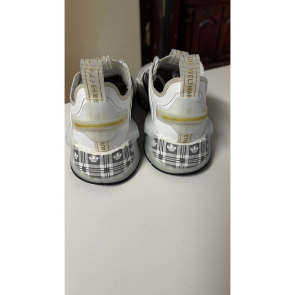 Adidas NMD_R1‎ V3 Athletic Shoes Cloud White/Core Black/Gold Metallic size 5 main image 5